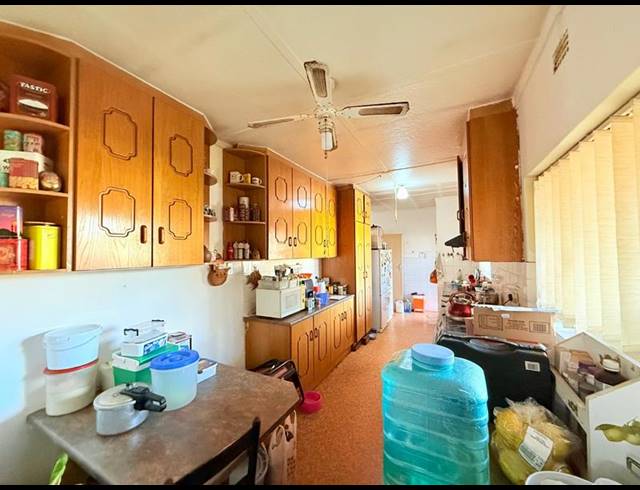 3 BEDROOM HOUSE FOR SALE IN VANDERBIJLPARK CW 5